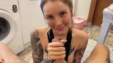 Дорогой у меня месячные, давай отсосу